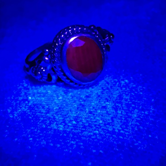 ARYO 925 STERLING SILVER AND NATURAL OVAL RUBY RING - Picture 7 of 8